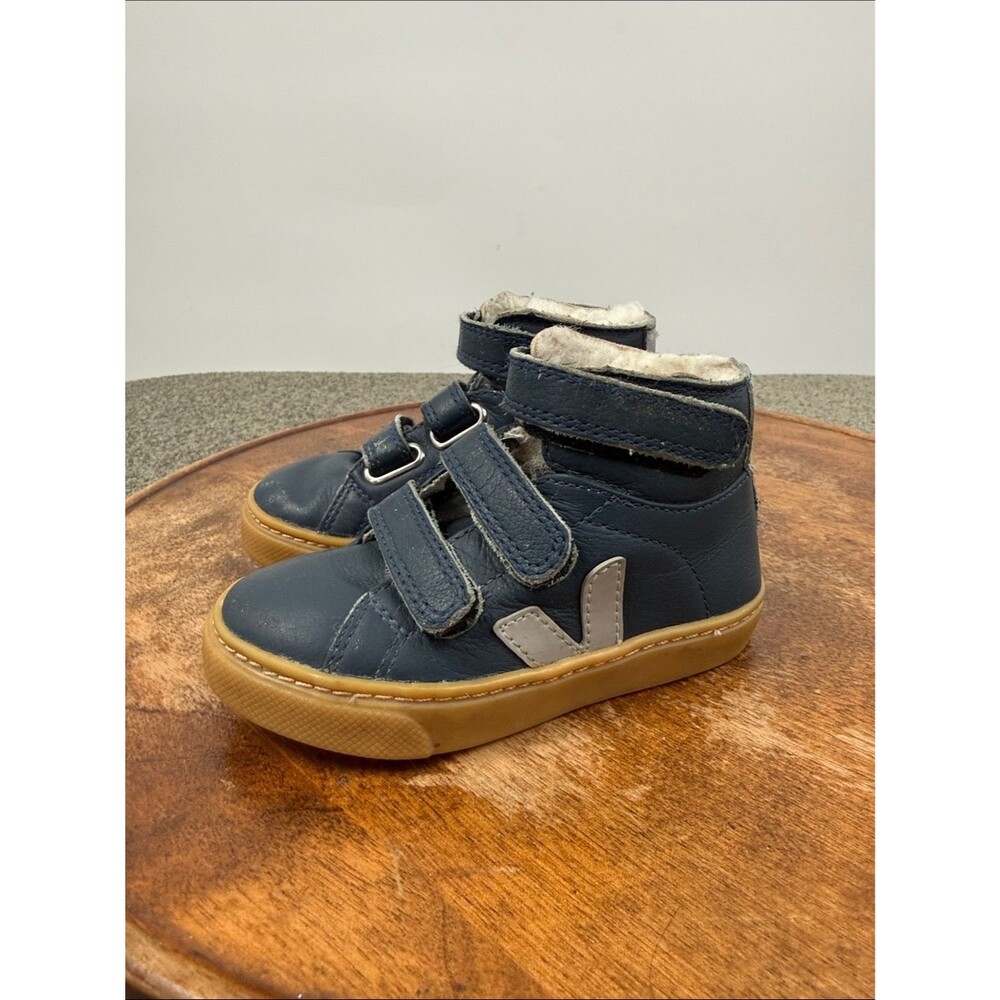 Veja Shoes Kids 8 Toddler Navy Blue Leather High-Top Sneakers Gum Sold Shearling